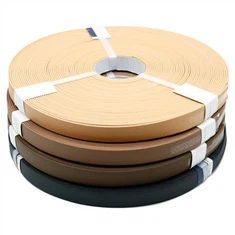 Sent com una corretja recoberta de PVC amb textura de cuir per fer una corretja de collar de gossos